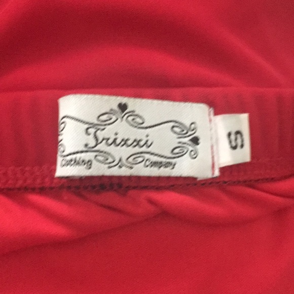 Red Dress - Picture 6 of 7